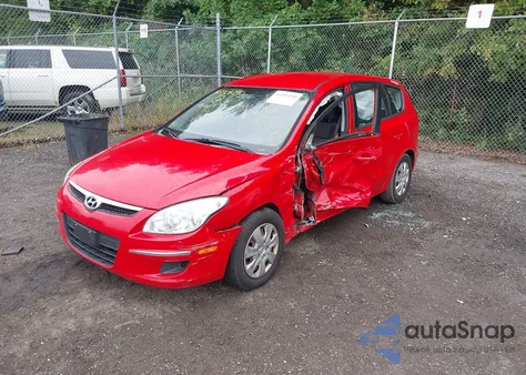 2011 Hyundai Elantra Touring Gls z USA, uszkodzony, nr VIN KMHDB8AE1BU087211